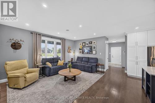 2810 Eldo Street, Ottawa, ON 