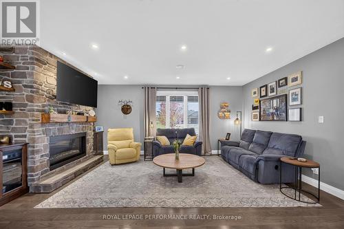 2810 Eldo Street, Ottawa, ON 