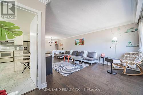 37 Pawnee Avenue, Toronto, ON 