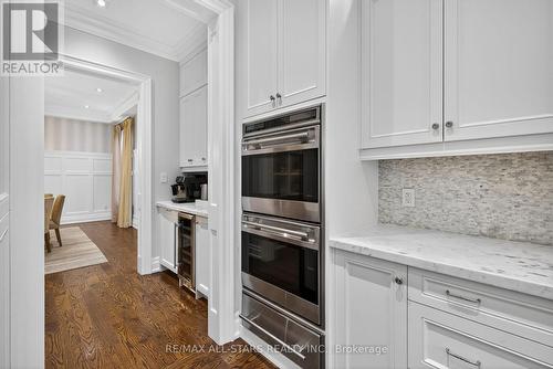 126 Hillview Road, Aurora, ON 