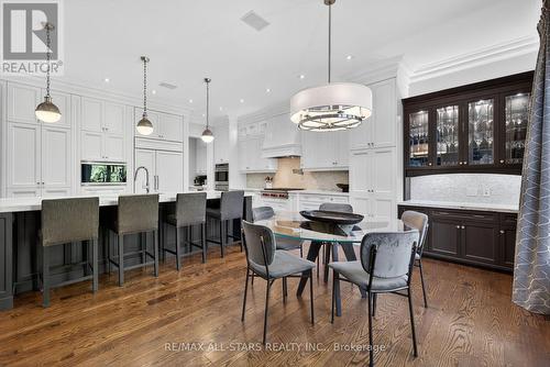 126 Hillview Road, Aurora, ON 