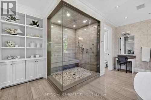 126 Hillview Road, Aurora, ON 