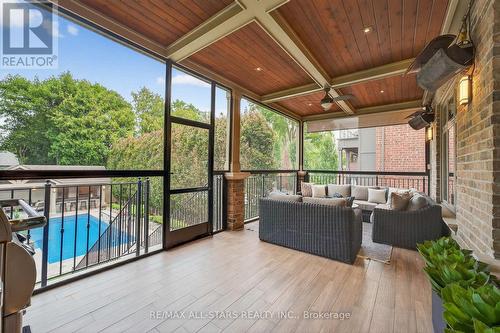 126 Hillview Road, Aurora, ON 