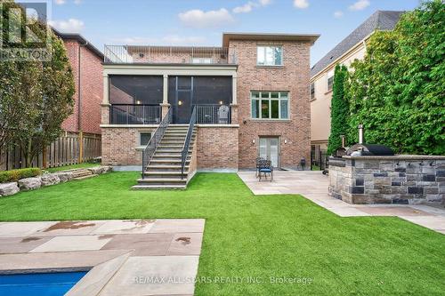 126 Hillview Road, Aurora, ON 
