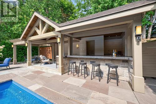 126 Hillview Road, Aurora, ON 