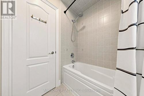 35 Marbrook Street, Richmond Hill, ON 
