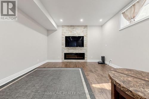 35 Marbrook Street, Richmond Hill, ON 