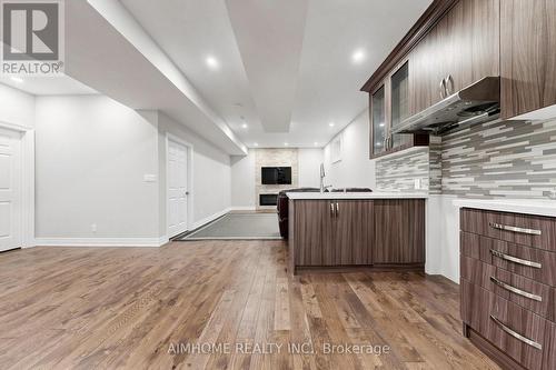35 Marbrook Street, Richmond Hill, ON 