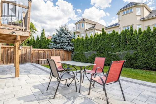 35 Marbrook Street, Richmond Hill, ON 