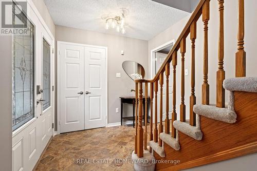 Foyer - 3332 Forrestdale Circle, Mississauga, ON 