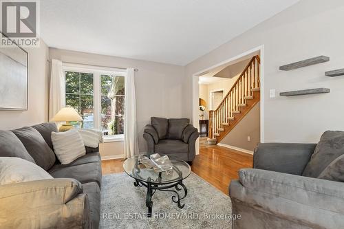 Living room - 3332 Forrestdale Circle, Mississauga, ON 