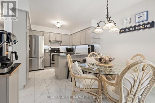 Kitchen - 3332 Forrestdale Circle, Mississauga, ON 