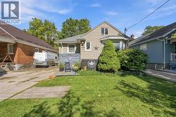 272 KATHLEEN AVENUE Sarnia, ON N7T 1E3