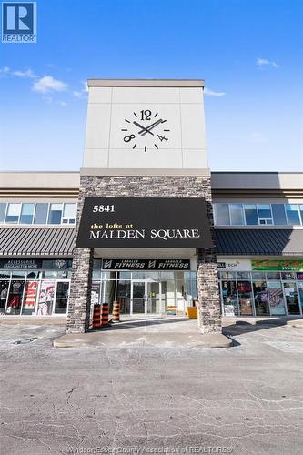 5841 MALDEN Square Unit# 201 , LaSalle, Ontario N9H 1S3 2