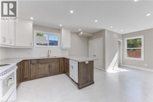18 Miehm Place, Kitchener, ON 