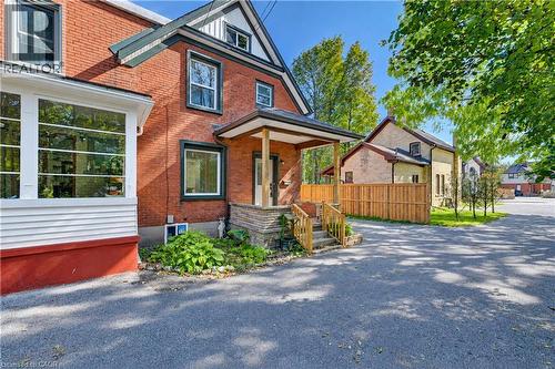 18 Miehm Place, Kitchener, ON 