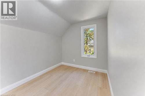 18 Miehm Place, Kitchener, ON 