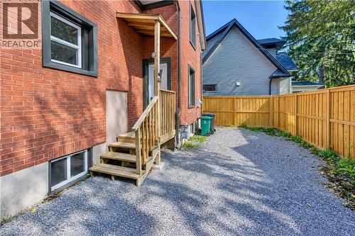 18 Miehm Place, Kitchener, ON 