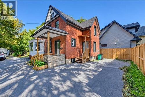 18 MIEHM Place  Kitchener, ON N2H 2K9