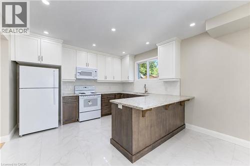 18 Miehm Place, Kitchener, ON 