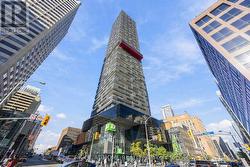 5002 - 8 EGLINTON AVENUE E Toronto, ON M4P 0C1