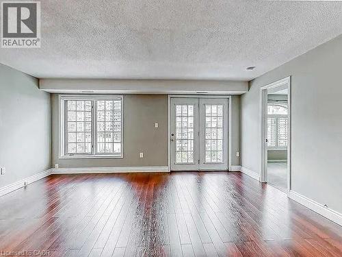 216 PLAINS Road W Unit# F405 , Burlington, Ontario L7T 4K8 5