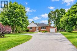 68 WILSON Street E Ancaster, ON L9G 2B5