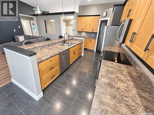 715 18Th Street Ne, Weyburn, SK 