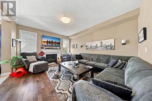 8 Celano Drive, Hamilton, ON 