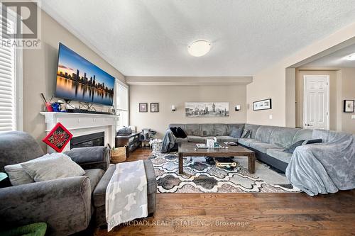 8 Celano Drive, Hamilton, ON 