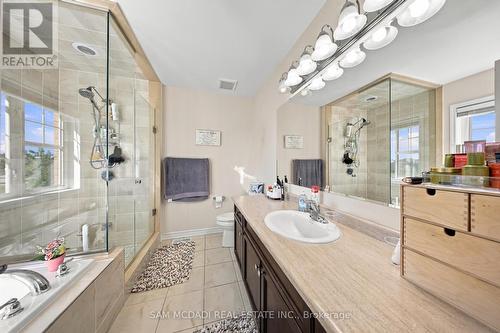 8 Celano Drive, Hamilton, ON 