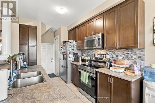 8 Celano Drive, Hamilton, ON 