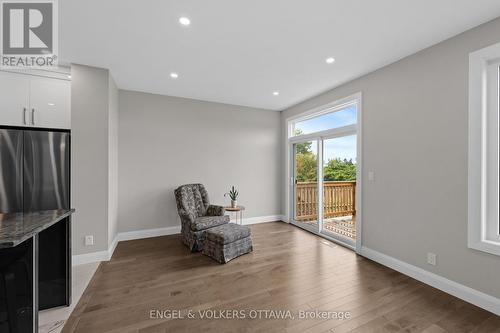Breakfast Nook - 6933 Notre Dame Street, Ottawa, ON 
