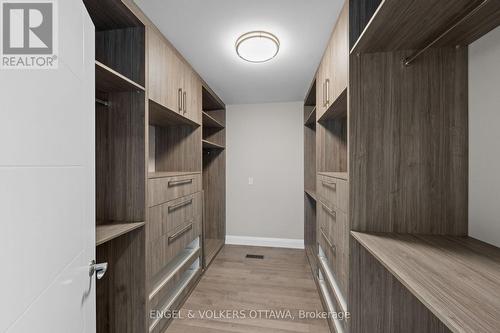 6933 Notre Dame Street, Ottawa, ON 