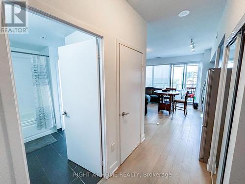 3313 - 30 SHORE BREEZE DRIVE , Toronto, Ontario M8V 0J1 5