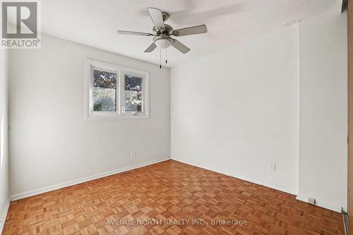 68 Downsview Crescent, Ottawa, ON 