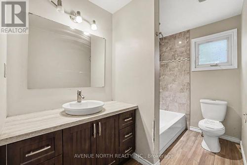 68 Downsview Crescent, Ottawa, ON 