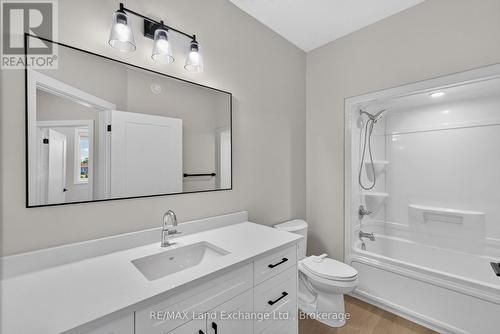 Main Floor Bathroom - 48 Mctavish Crescent, Huron-Kinloss, ON 