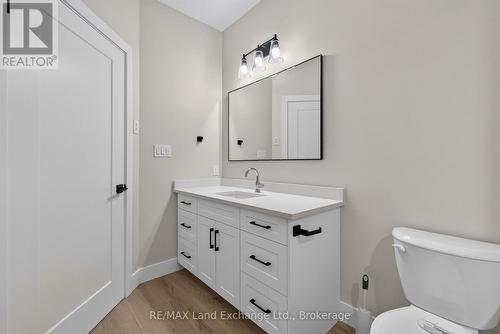 Quartz Counterrops - 48 Mctavish Crescent, Huron-Kinloss, ON 