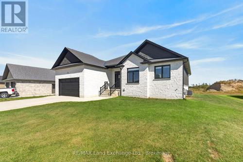 48 Mctavish Crescent, Huron-Kinloss, ON 