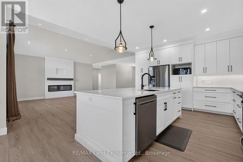 Stainless Steel Appliances - 48 Mctavish Crescent, Huron-Kinloss, ON 