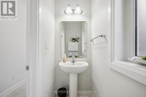 736 Wood Lily Street, Waterloo, ON 