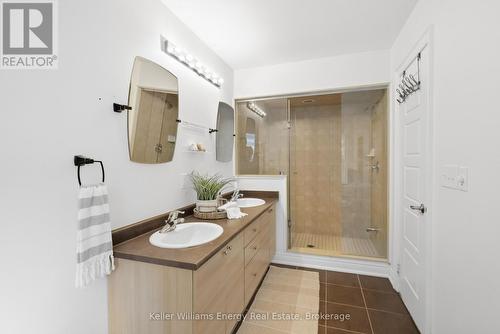 88 Underwood Drive, Whitby (Brooklin), ON 