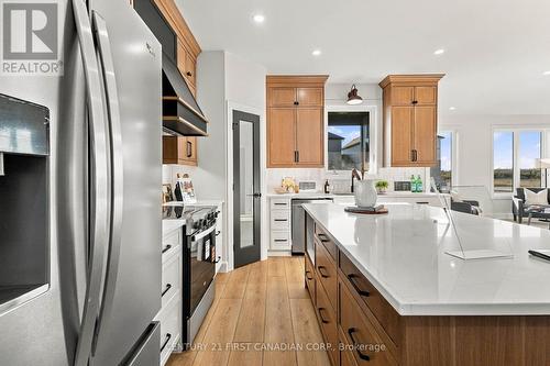 30 Sheldabren Street, North Middlesex (Ailsa Craig), ON 