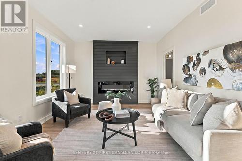 30 Sheldabren Street, North Middlesex (Ailsa Craig), ON 