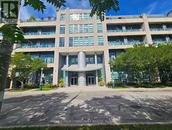 210 - 380 MACPHERSON AVENUE Toronto, ON M4V 3E3