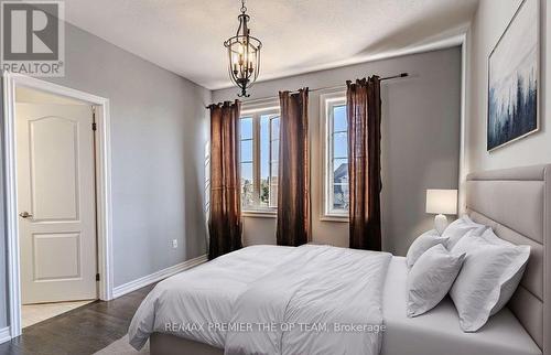 102 Pine Hill Road, Bradford West Gwillimbury, ON 
