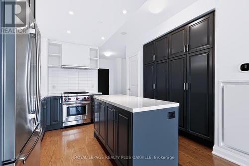 508 - 11 Bronte Road, Oakville, ON 