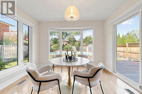1213 Rosethorne Road, Oakville, ON 