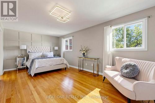 1213 Rosethorne Road, Oakville, ON 
